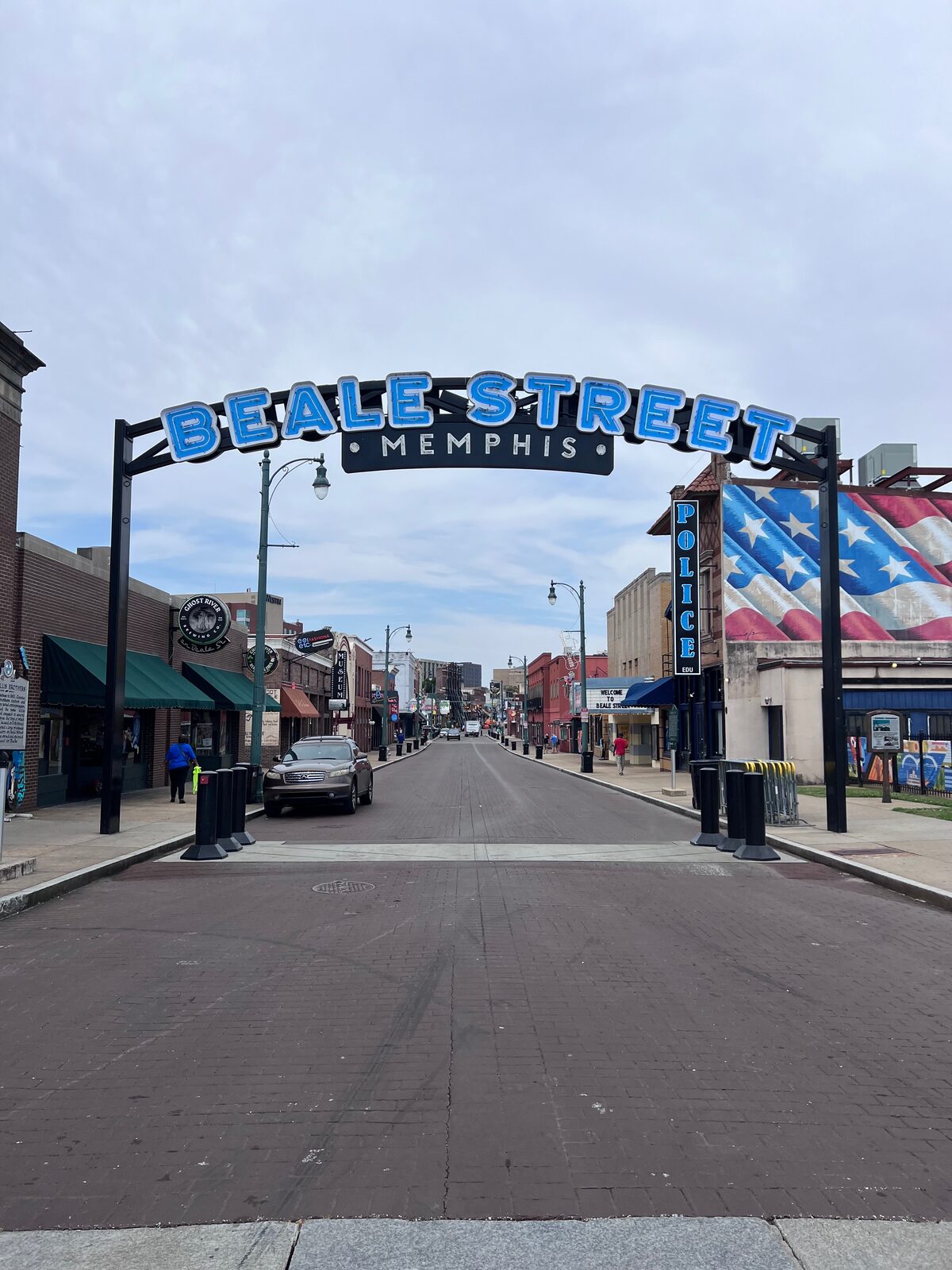 Beale Street entrance arch, Memphis