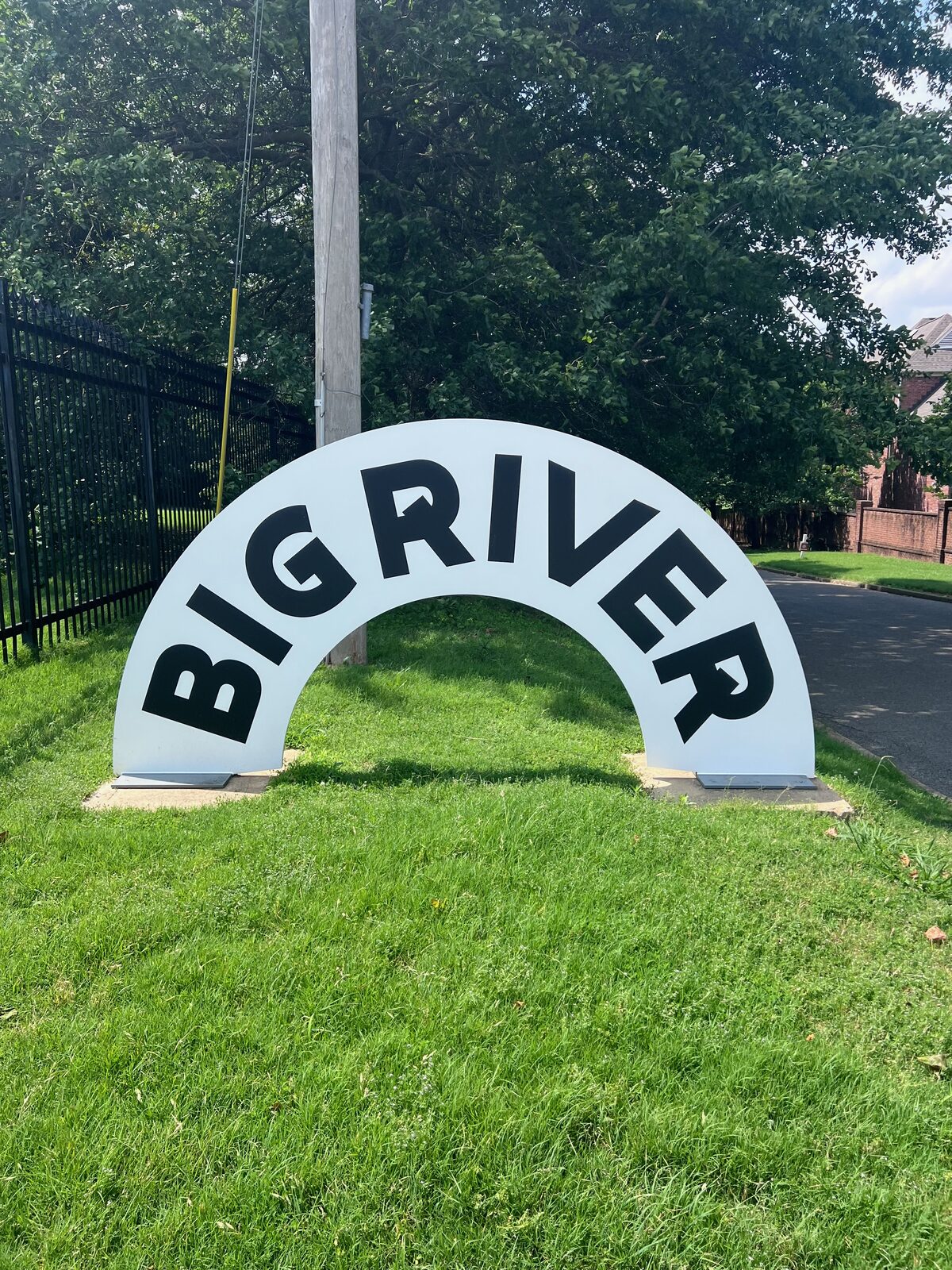 Big River Crossing sign, Memphis
