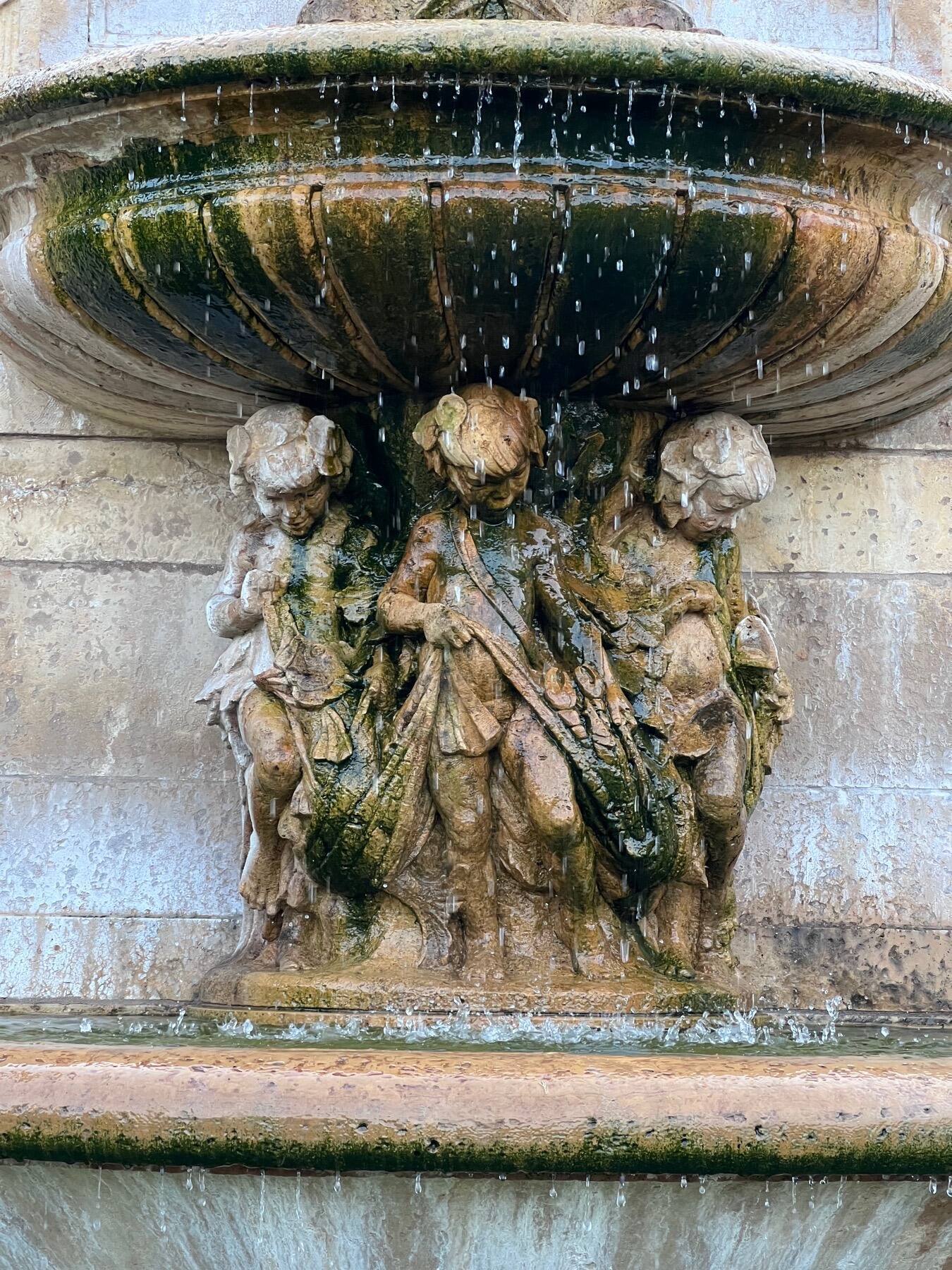 Philbrook Museum fountain close-up
