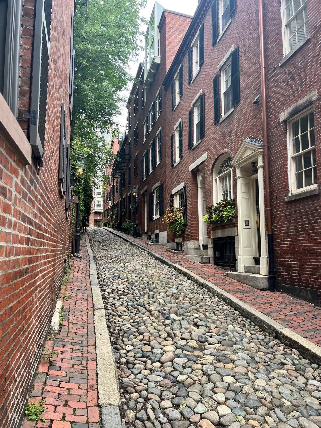 Acorn Street, Boston, MA